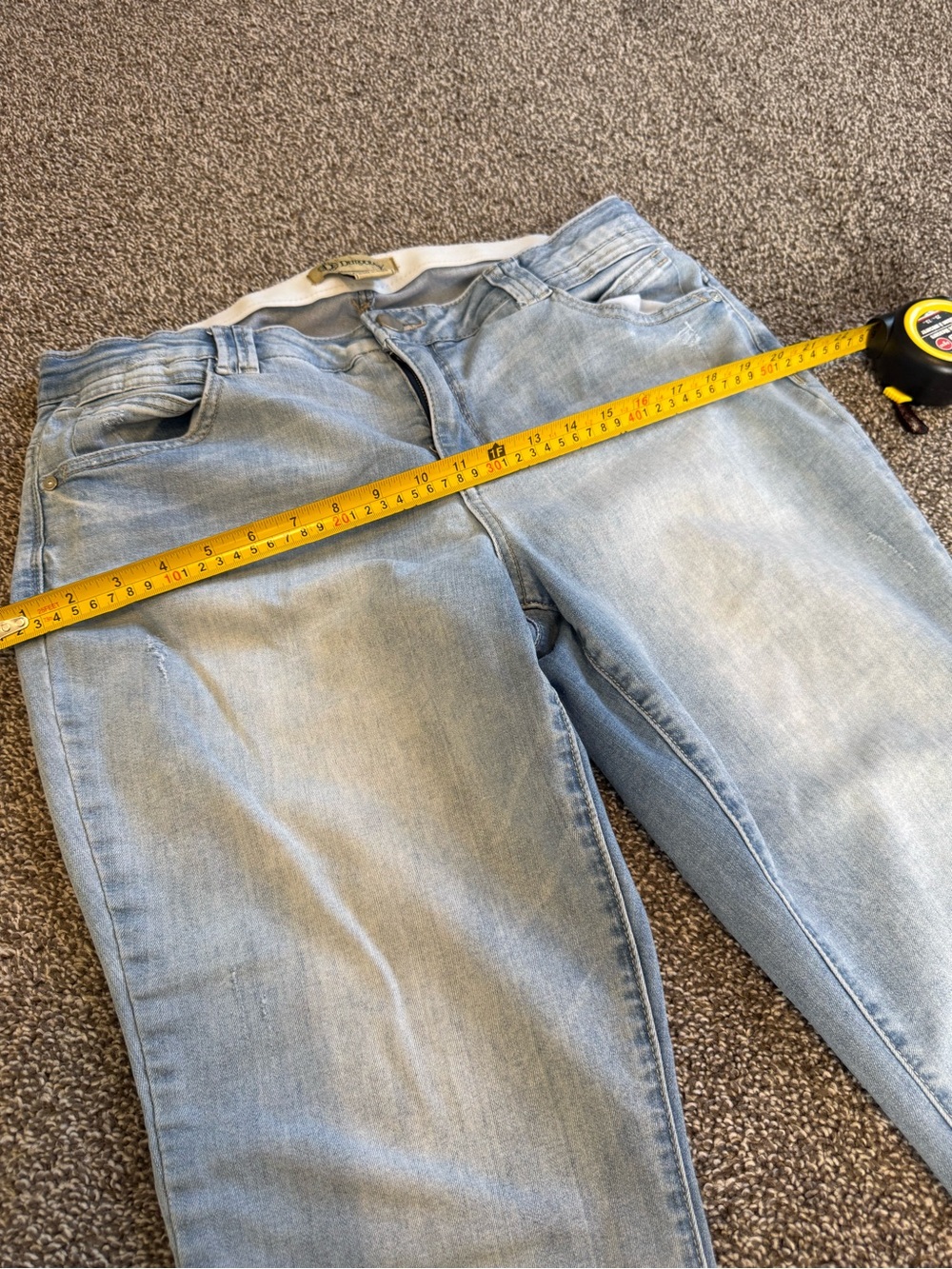 Democracy Jeans - Picture 5 of 6